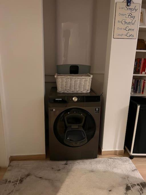 Modern & Cozy 2 Rooms Apartment Bucureşti Eksteriør bilde